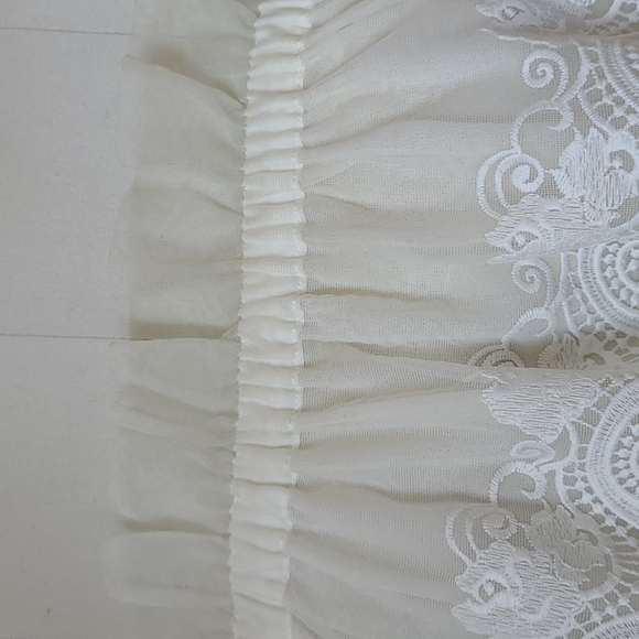 Garcia Off the Shoulder Blouse, Large - Picture 7 of 8